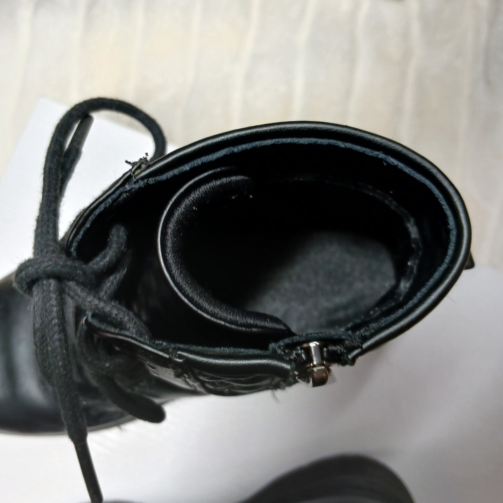 Sonoma Girls Black Combat Boots w/ Quilted Stud Detail | Size 1 - Picture 13 of 14